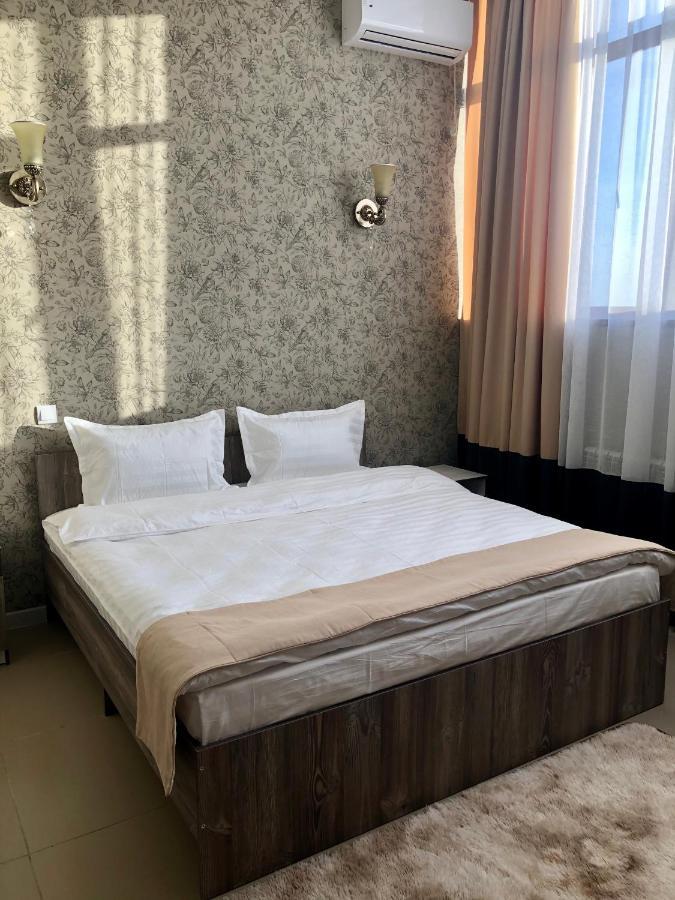Tarlan Hotel Aktau  Eksteriør billede
