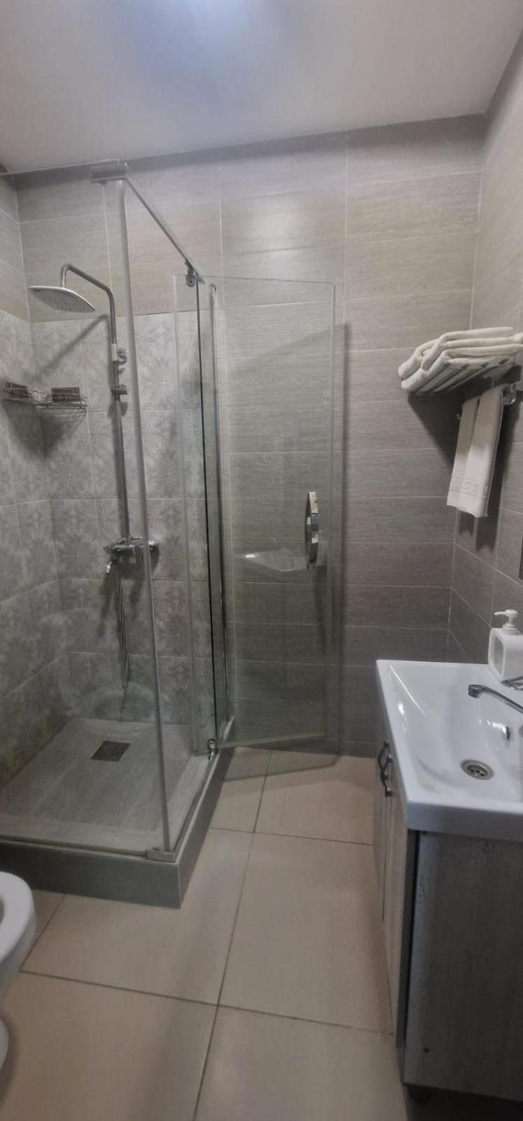 Tarlan Hotel Aktau  Eksteriør billede