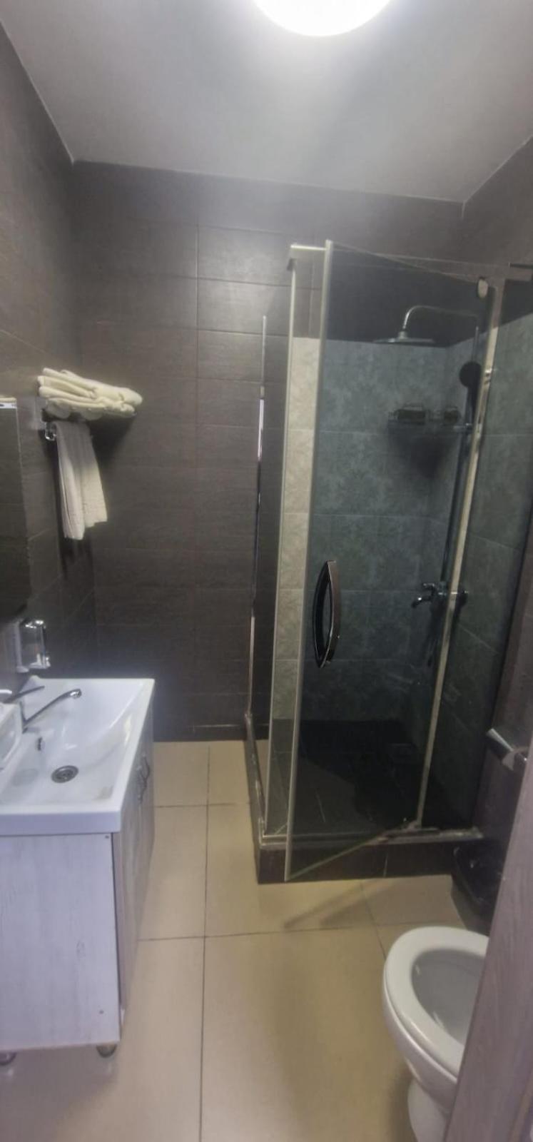 Tarlan Hotel Aktau  Eksteriør billede