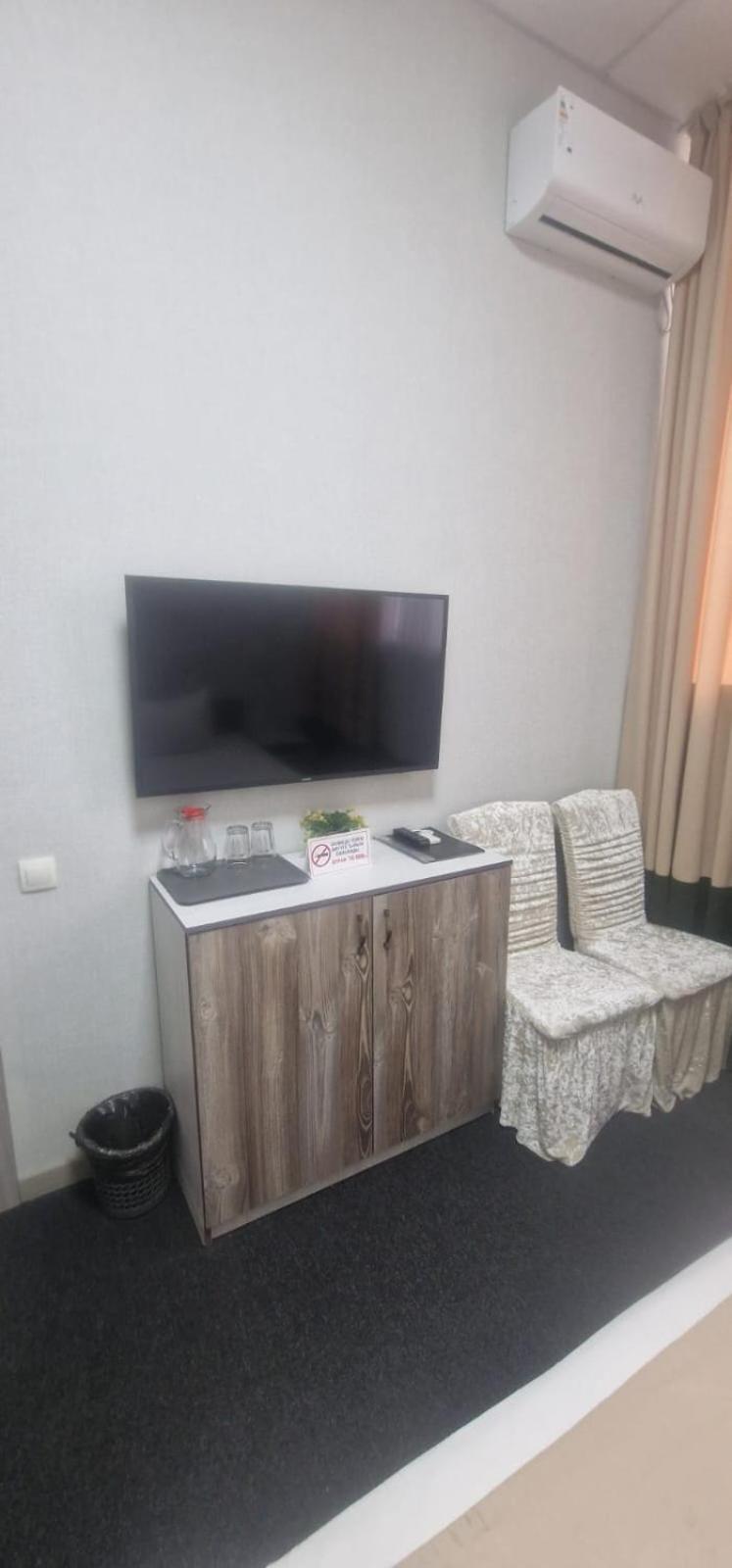 Tarlan Hotel Aktau  Eksteriør billede