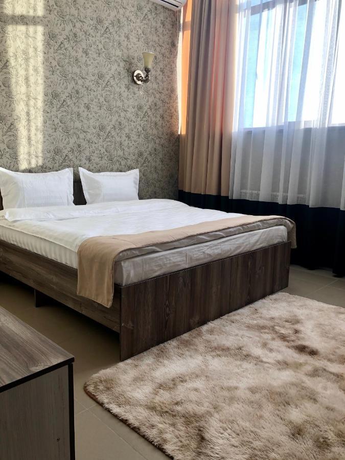 Tarlan Hotel Aktau  Eksteriør billede